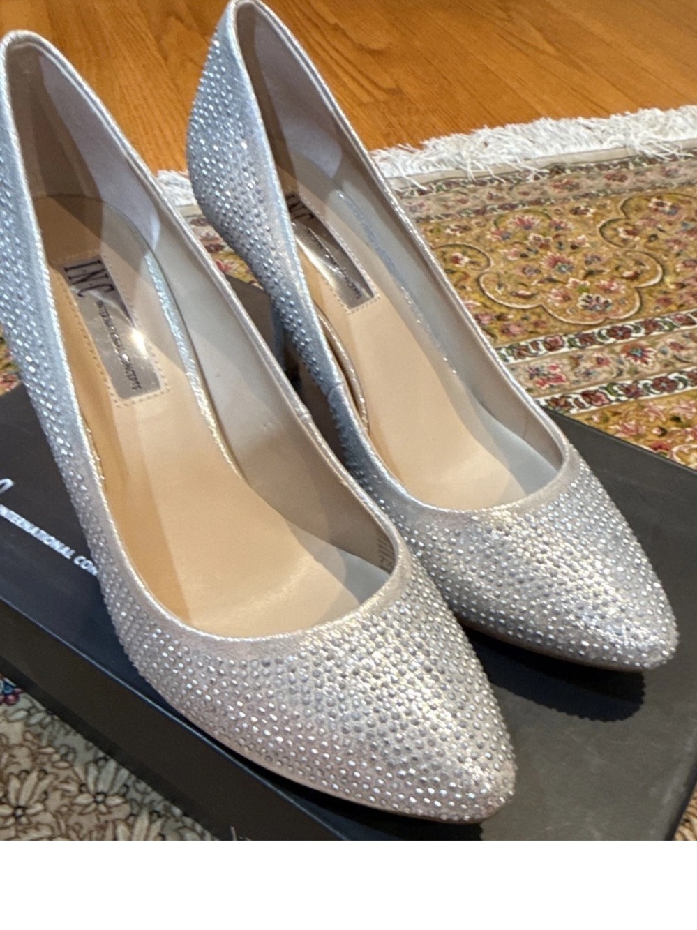 INC International Concepts Silver Crystal Embellished Pointed Pumps NIB 7.5